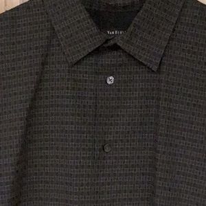 Van Heusen men’s L shirt